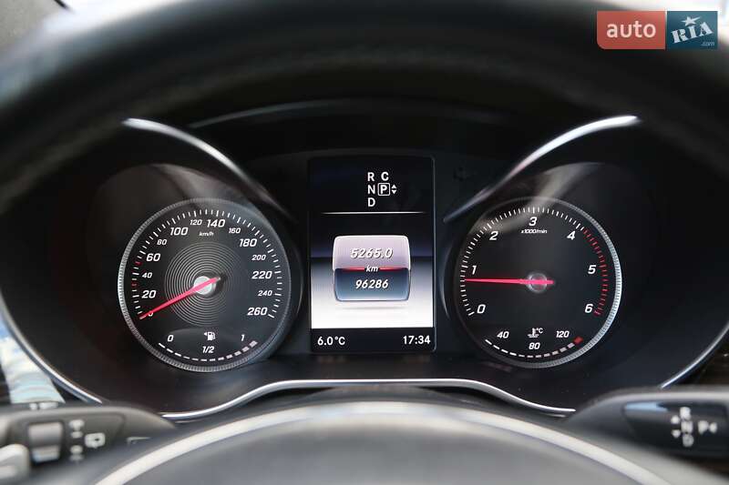 Минивэн Mercedes-Benz V-Class 2015 в Киеве