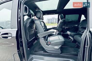 Минивэн Mercedes-Benz V-Class 2017 в 