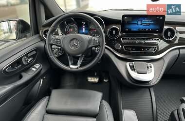 Минивэн Mercedes-Benz V-Class 2023 в 