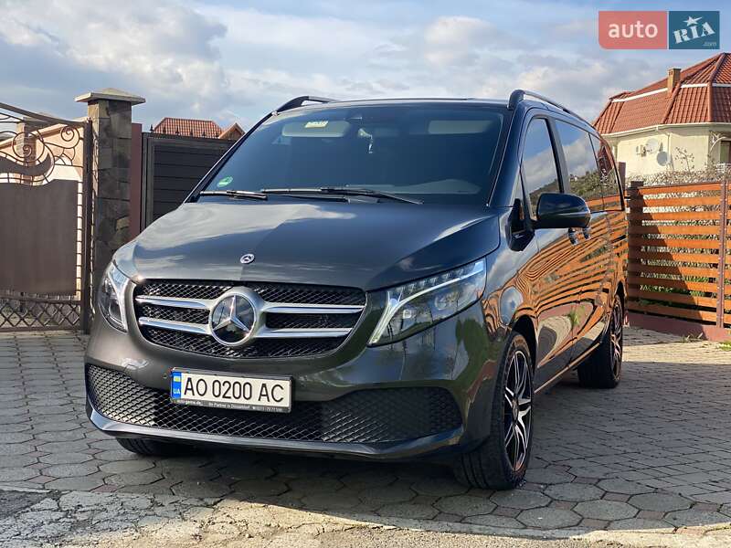 Минивэн Mercedes-Benz V-Class 2023 в Мукачево