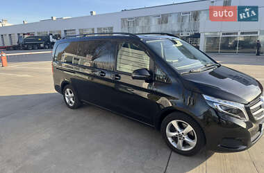 Минивэн Mercedes-Benz V-Class 2018 в 