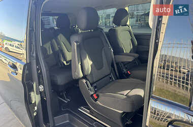 Минивэн Mercedes-Benz V-Class 2018 в 