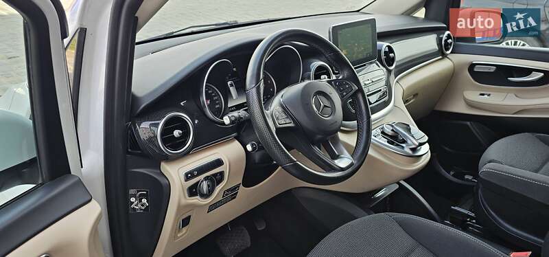 Мінівен Mercedes-Benz V-Class 2020 в Тернополі