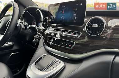 Минивэн Mercedes-Benz V-Class 2021 в 