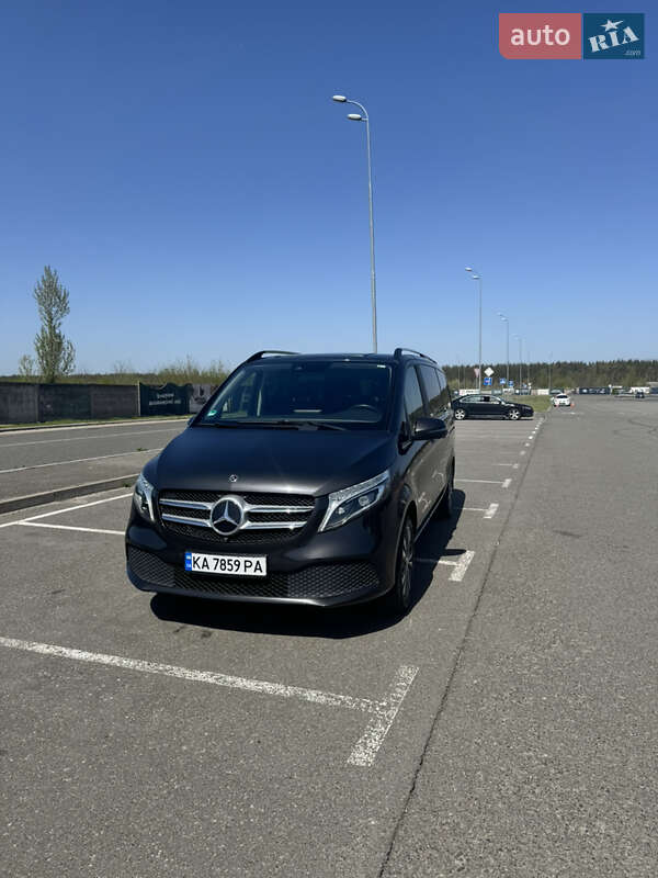 Минивэн Mercedes-Benz V-Class 2020 в Киеве