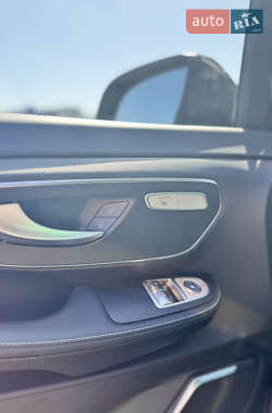 Минивэн Mercedes-Benz V-Class 2020 в 