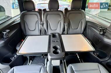 Минивэн Mercedes-Benz V-Class 2016 в 