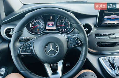 Минивэн Mercedes-Benz V-Class 2015 в 