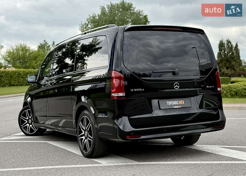 Минивэн Mercedes-Benz V-Class 2022 в Киеве