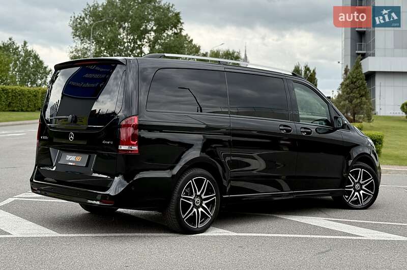 Минивэн Mercedes-Benz V-Class 2022 в Киеве