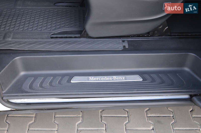 Мінівен Mercedes-Benz V-Class 2015 в Луцьку