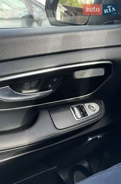 Мінівен Mercedes-Benz V-Class 2015 в 