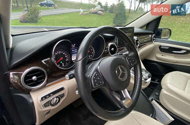 Мінівен Mercedes-Benz V-Class 2016 в 