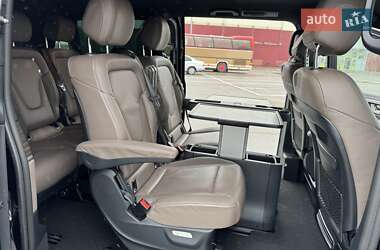 Минивэн Mercedes-Benz V-Class 2021 в 