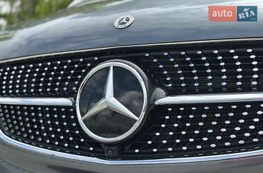 Минивэн Mercedes-Benz V-Class 2023 в 