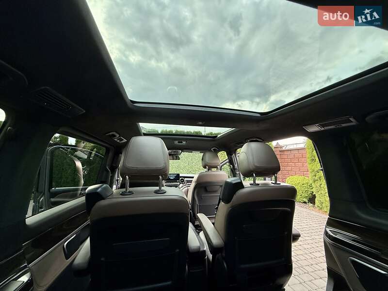 Мінівен Mercedes-Benz V-Class 2021 в Рівному