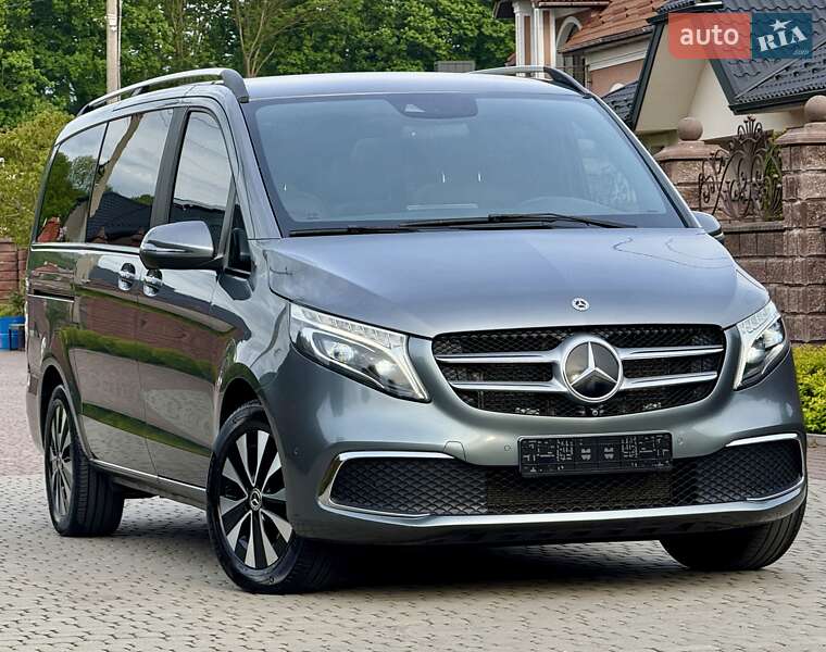 Мінівен Mercedes-Benz V-Class 2021 в Рівному