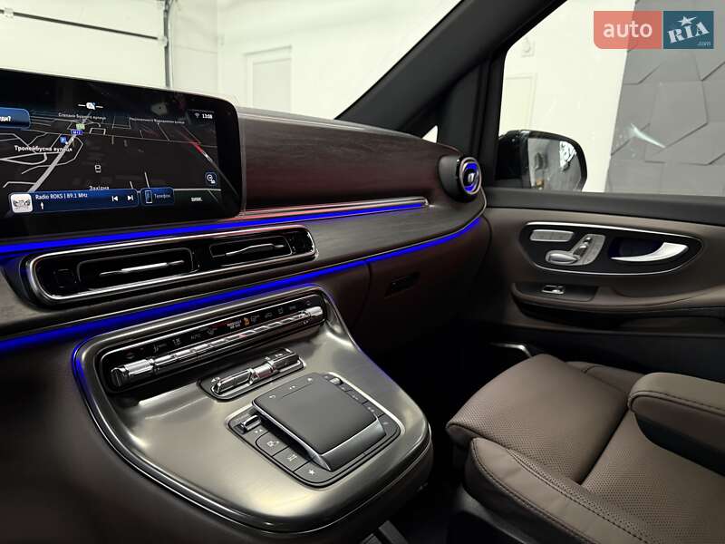 Мінівен Mercedes-Benz V-Class 2025 в Тернополі