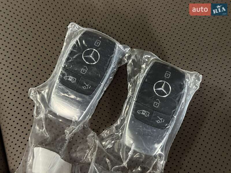 Мінівен Mercedes-Benz V-Class 2025 в Тернополі