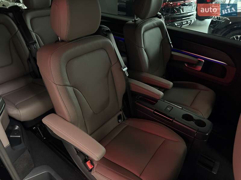 Мінівен Mercedes-Benz V-Class 2025 в Тернополі