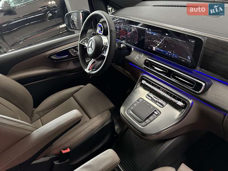 Мінівен Mercedes-Benz V-Class 2025 в Тернополі