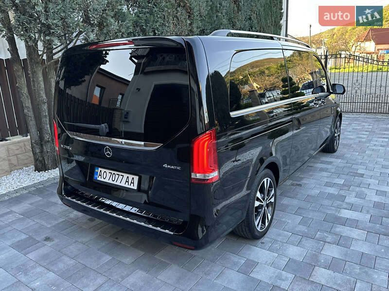 Минивэн Mercedes-Benz V-Class 2016 в Виноградове