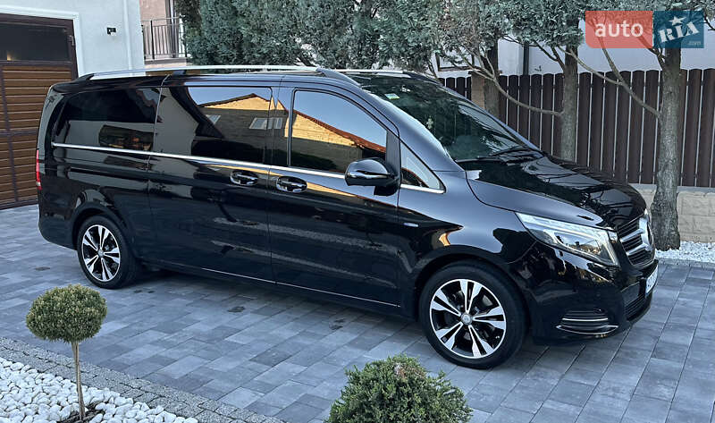 Минивэн Mercedes-Benz V-Class 2016 в Виноградове