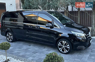 Мінівен Mercedes-Benz V-Class 2016 в 