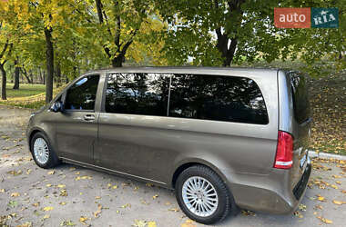 Мінівен Mercedes-Benz V-Class 2015 в 
