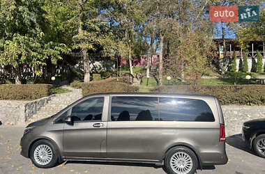 Мінівен Mercedes-Benz V-Class 2015 в 
