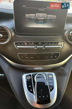 Минивэн Mercedes-Benz V-Class 2016 в 