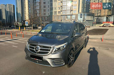 Минивэн Mercedes-Benz V-Class 2016 в 