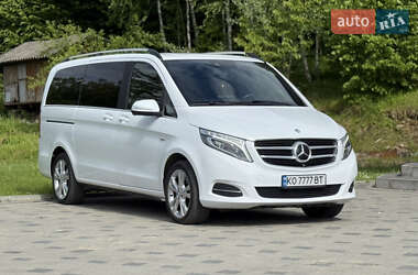 Минивэн Mercedes-Benz V-Class 2015 в 
