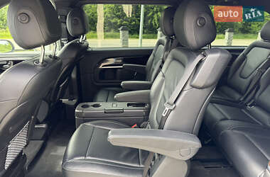 Минивэн Mercedes-Benz V-Class 2015 в 