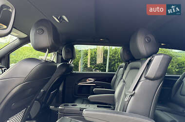 Минивэн Mercedes-Benz V-Class 2015 в 