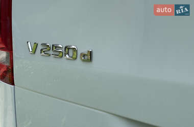 Минивэн Mercedes-Benz V-Class 2015 в 