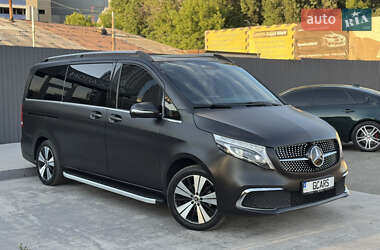 Мінівен Mercedes-Benz V-Class 2015 в 