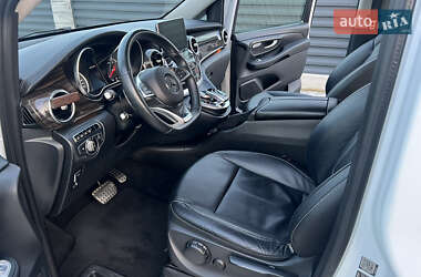 Минивэн Mercedes-Benz V-Class 2015 в 