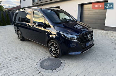 Минивэн Mercedes-Benz V-Class 2017 в Черновцах
