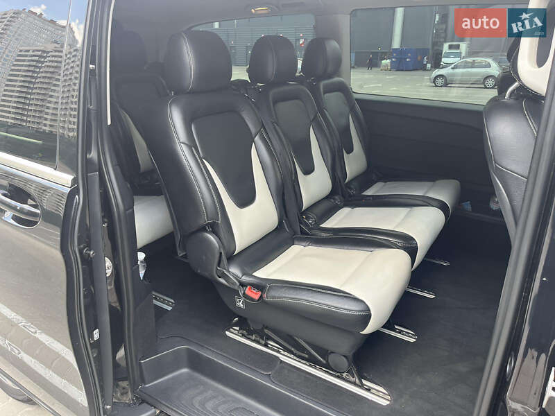 Мінівен Mercedes-Benz V-Class 2015 в Києві фото 5 Мінівен Mercedes-Benz V-Class 2015 в Києві