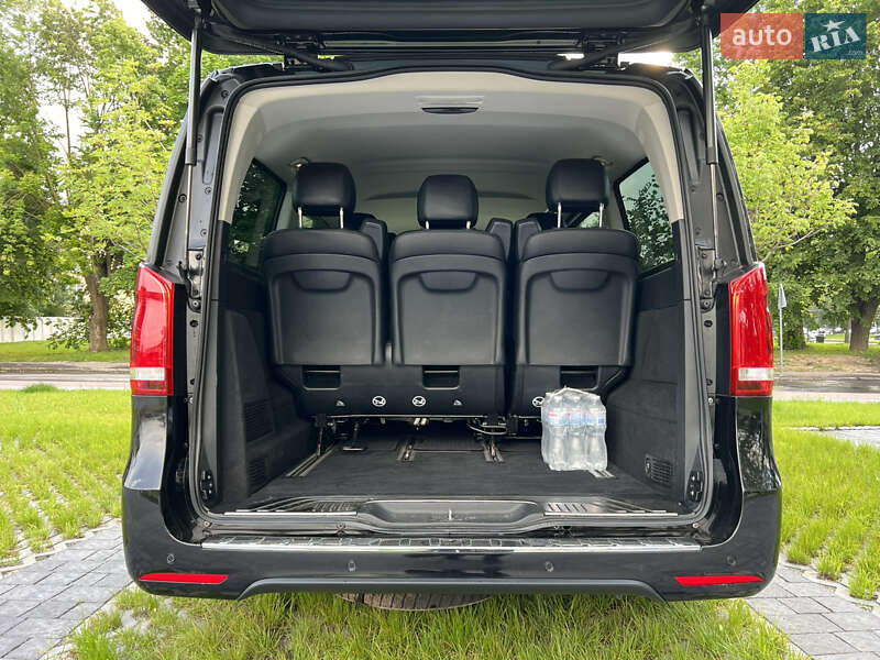 Минивэн Mercedes-Benz V-Class 2018 в 