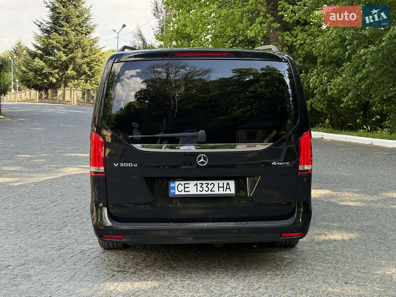 Минивэн Mercedes-Benz V-Class 2022 в Черновцах
