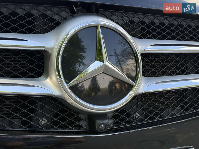 Минивэн Mercedes-Benz V-Class 2022 в Черновцах