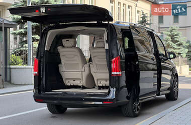 Минивэн Mercedes-Benz V-Class 2023 в 
