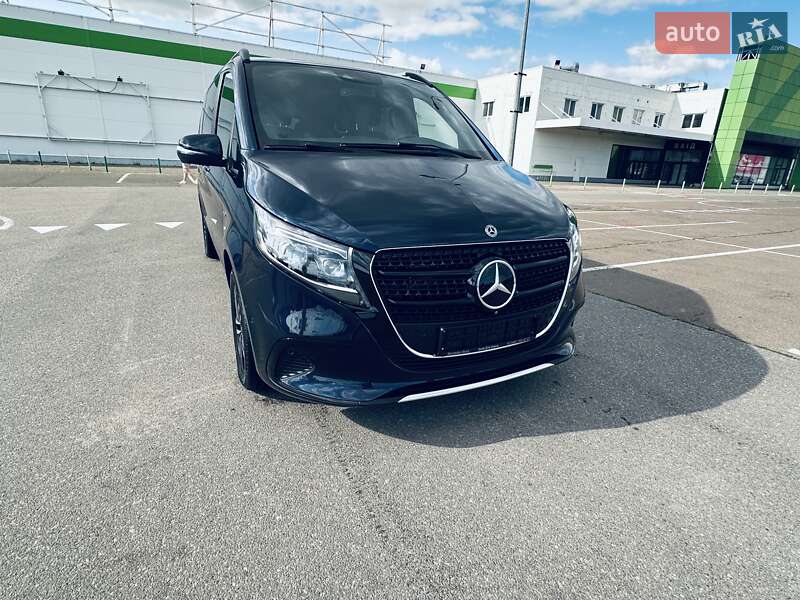 Минивэн Mercedes-Benz V-Class 2017 в Одессе