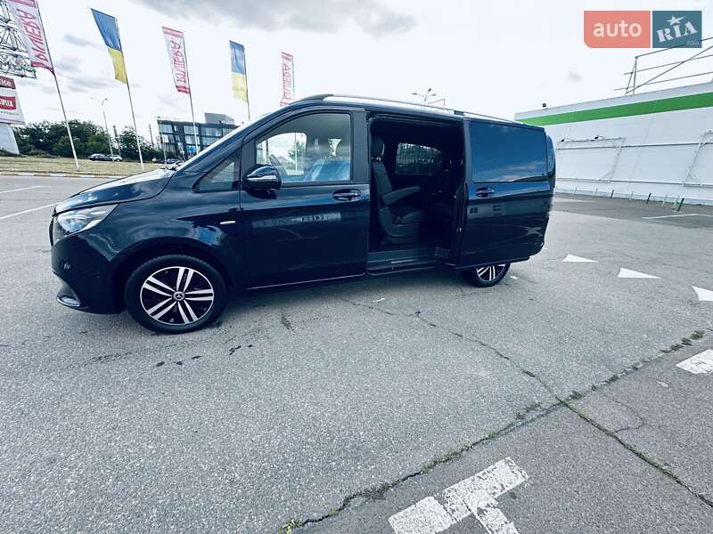 Минивэн Mercedes-Benz V-Class 2017 в Одессе