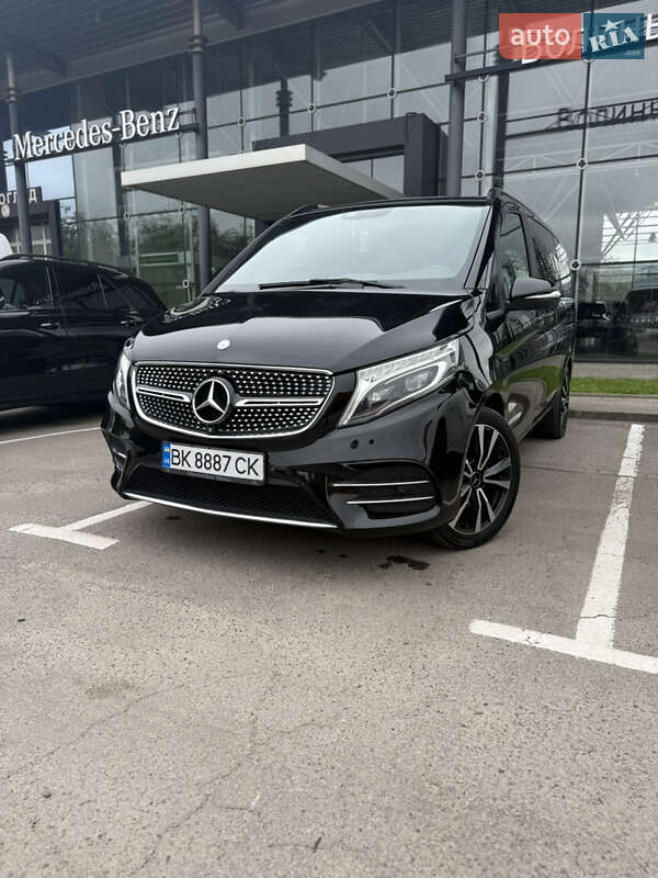 Минивэн Mercedes-Benz V-Class 2014 в Ровно фото 5 Минивэн Mercedes-Benz V-Class 2014 в Ровно