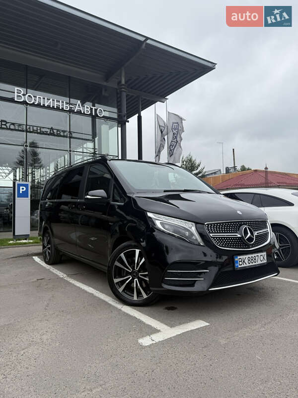 Минивэн Mercedes-Benz V-Class 2014 в Ровно фото 18 Минивэн Mercedes-Benz V-Class 2014 в Ровно