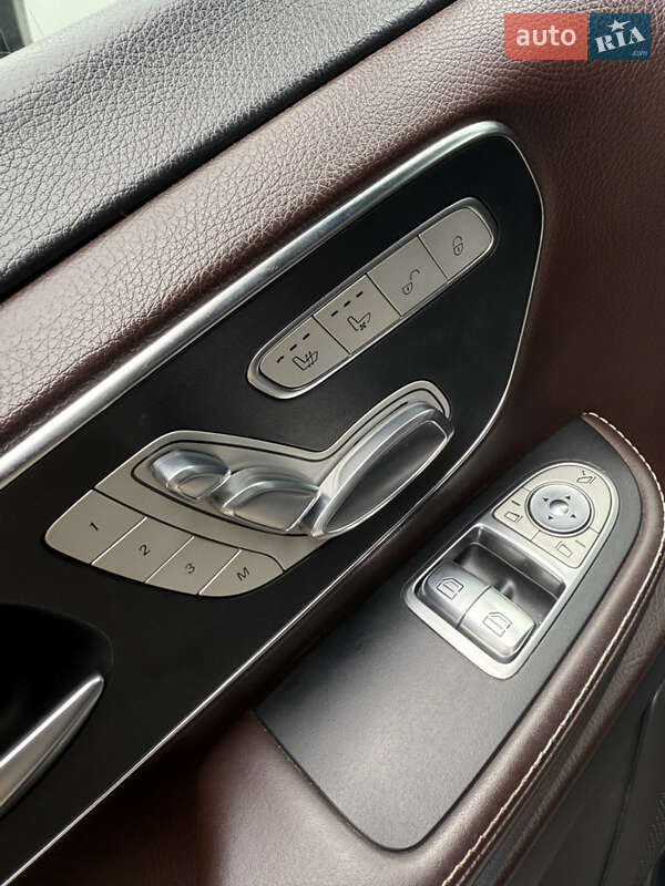 Минивэн Mercedes-Benz V-Class 2014 в Ровно фото 48 Минивэн Mercedes-Benz V-Class 2014 в Ровно