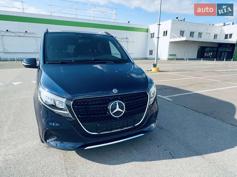 Минивэн Mercedes-Benz V-Class 2017 в Одессе
